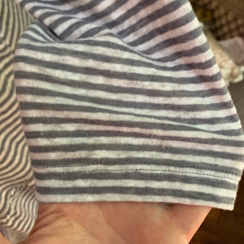 Abercrombie & Fitch stripped shirt. Size: M - Picture 11 of 14